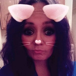 Meet your Posher, Carrie